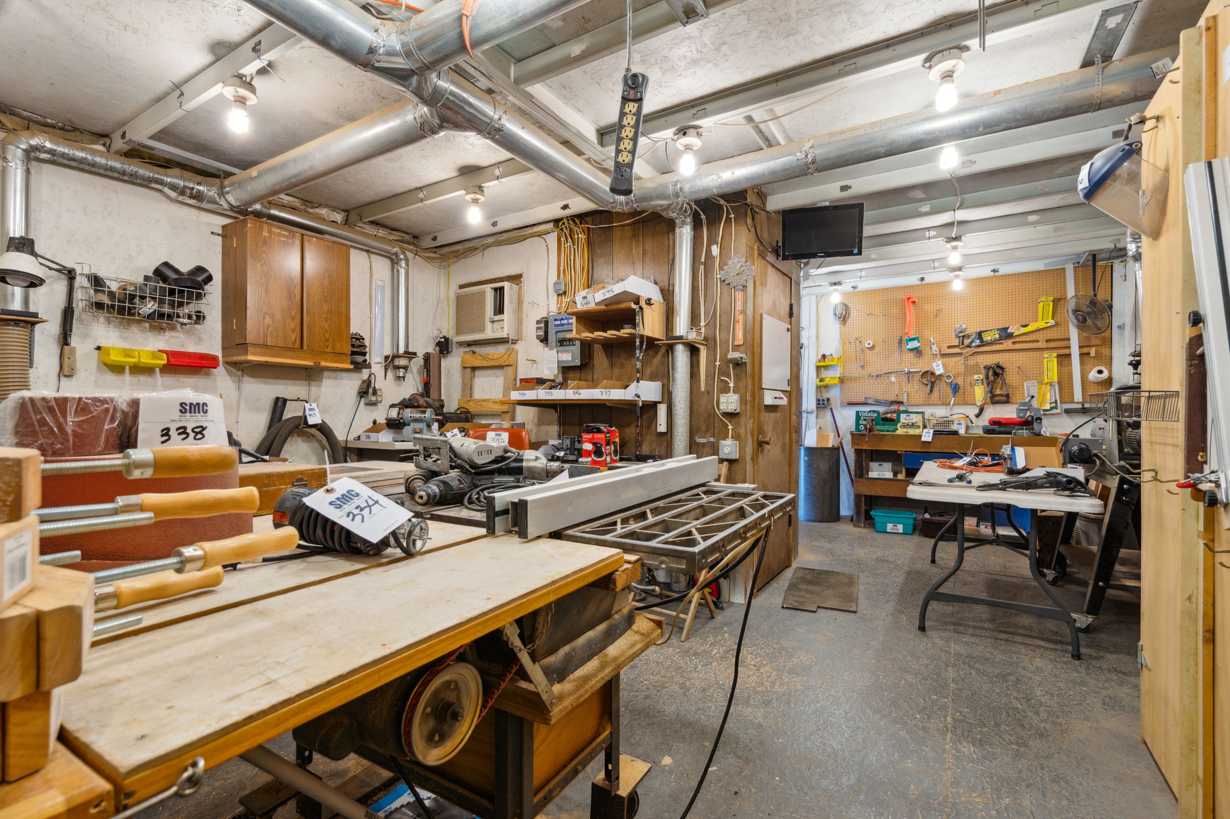 Listing Photo: 46-236 2365 James Ave